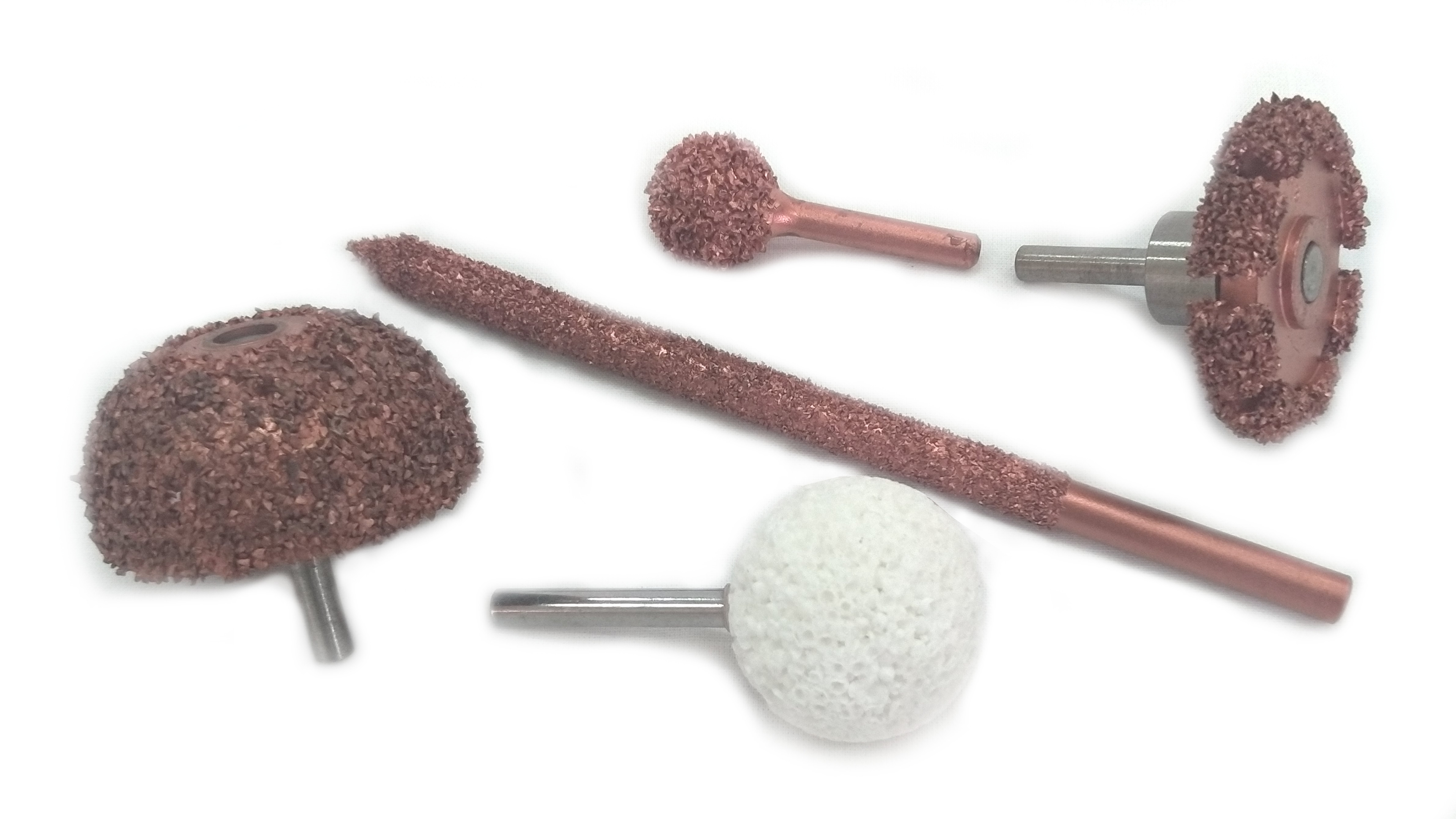 Абразивный инструмент для обработки резины